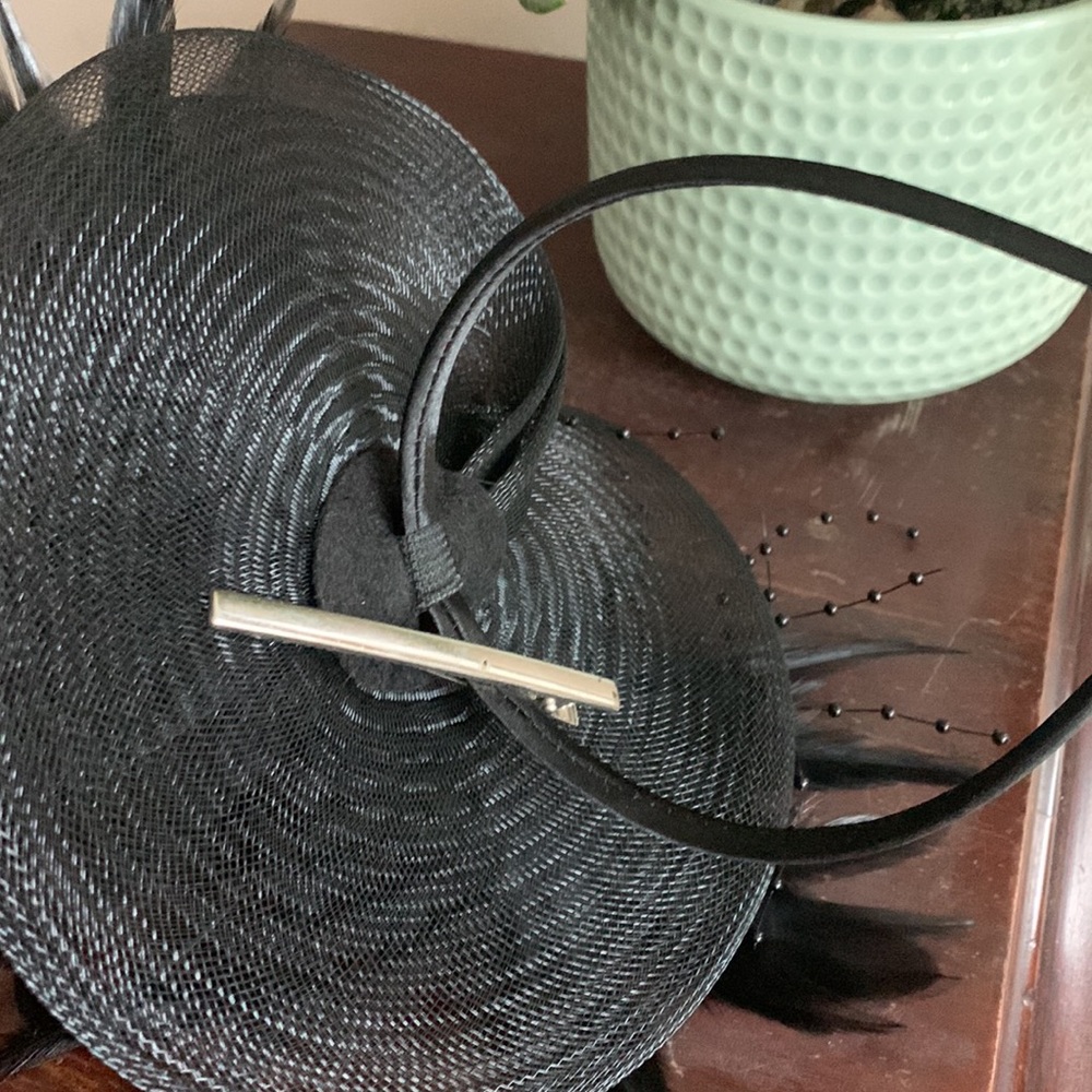 Something Special Hair Accessory hat - Picture 4 of 10